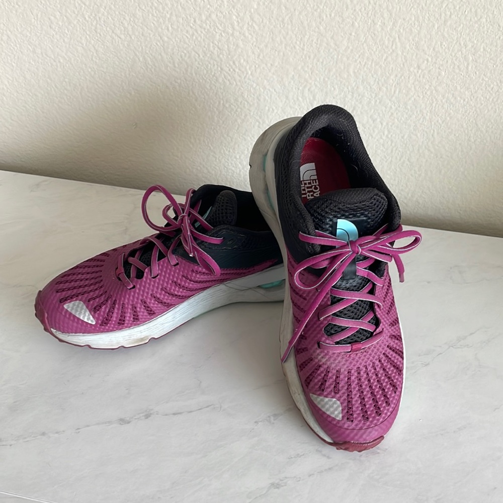 The North Face -Tennis shoe